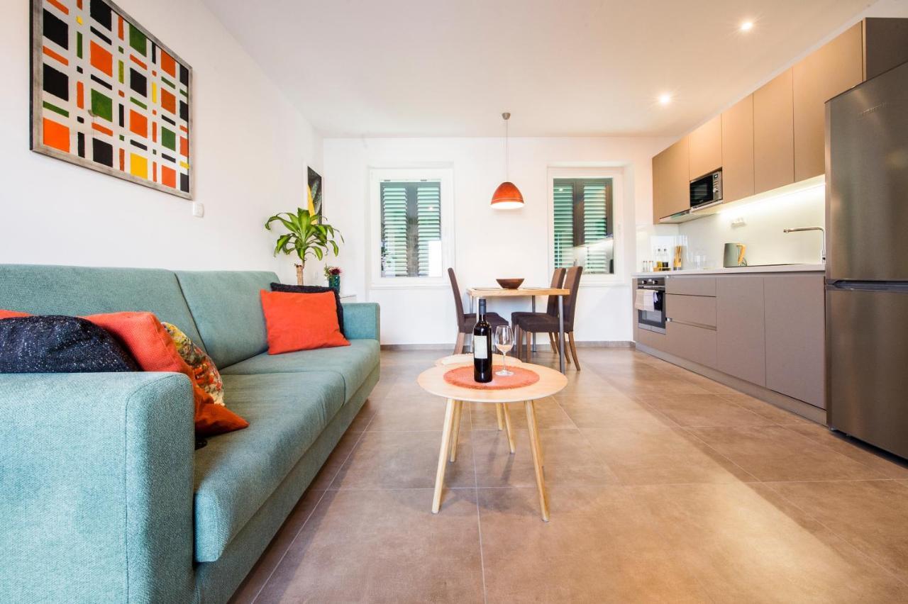 Memento Apartment - In The Heart Of Old Town Сплит Екстериор снимка