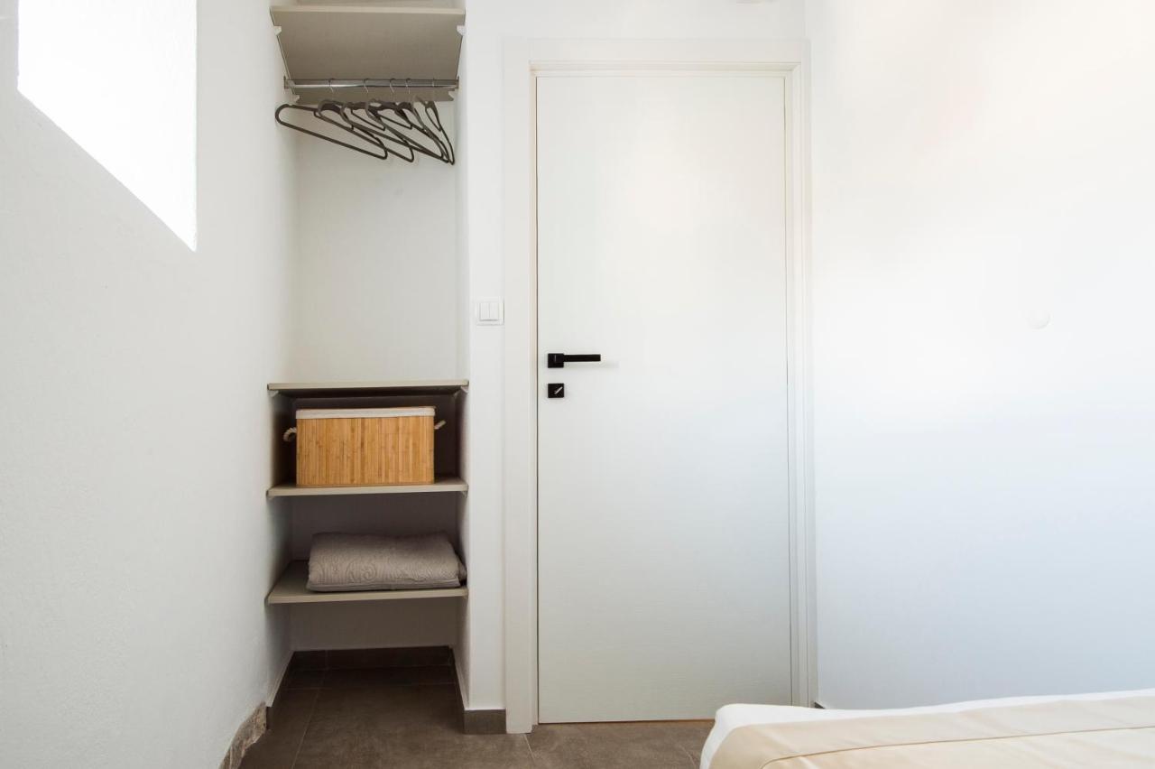 Memento Apartment - In The Heart Of Old Town Сплит Екстериор снимка